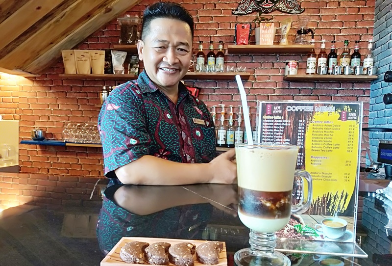 D'Kedai Van Kopi, Kopi Sidamanik Menjadi Minuman Andalannya